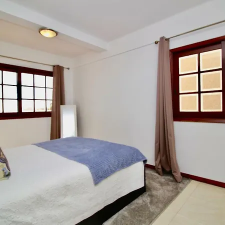 Holiday home Azevedos