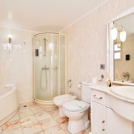 Holiday home Azevedos
